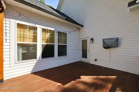 Exterior - 28 Bedford Cir, Pinehurst, NC 28374 photo 6 of 8