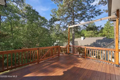 Exterior - 28 Bedford Cir, Pinehurst, NC 28374 photo 5 of 8