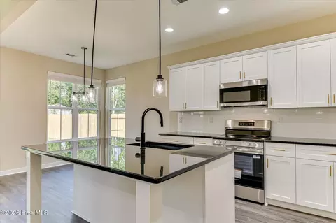 Kitchen - 3215 Sycamore Dr, Augusta, GA 30909 photo 2 of 4