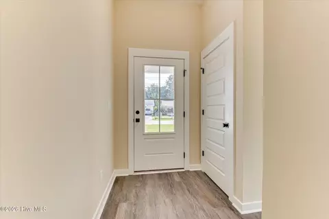 Entry Way - 3215 Sycamore Dr, Augusta, GA 30909 photo 1 of 7