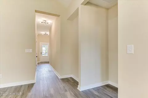 Entry Way - 3215 Sycamore Dr, Augusta, GA 30909 photo 4 of 7