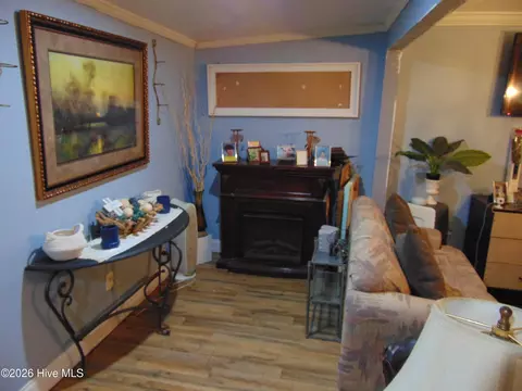Living - 7635 S Silverton St, Jackson, SC 29831 photo 2 of 3
