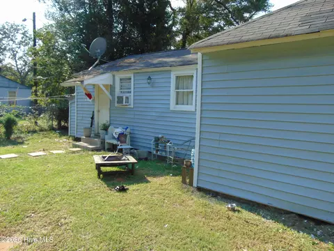 Exterior - 7635 S Silverton St, Jackson, SC 29831 photo 6 of 8