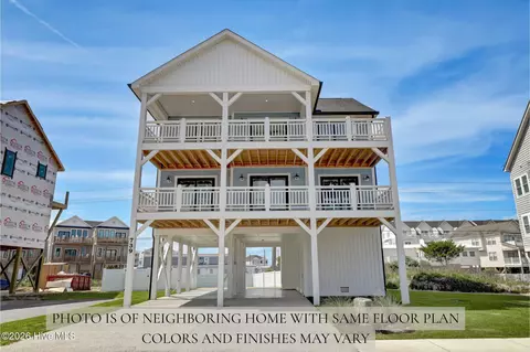 733 Dune Ridge Ct, Surf City, NC 28445