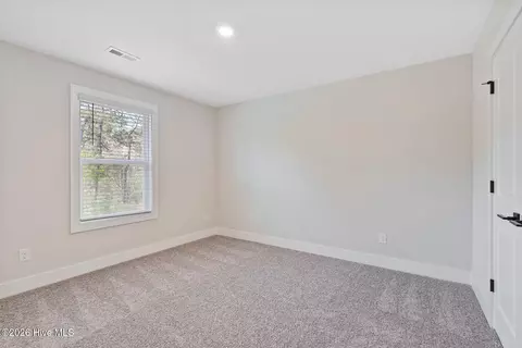 Bedroom - 146 Commons View Dr, Hampstead, NC 28443 photo 4 of 4