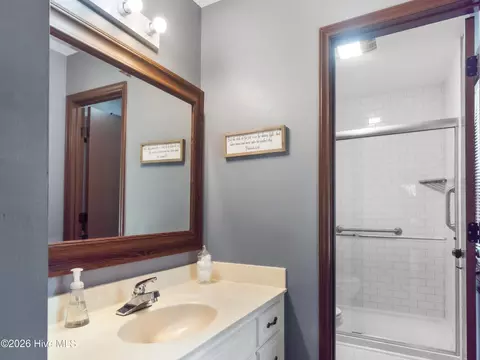 Bath - 254 Devonshire Ave W, West End, NC 27376 photo 2 of 3