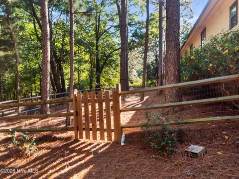 Exterior - 254 Devonshire Ave W, West End, NC 27376 photo 6 of 10