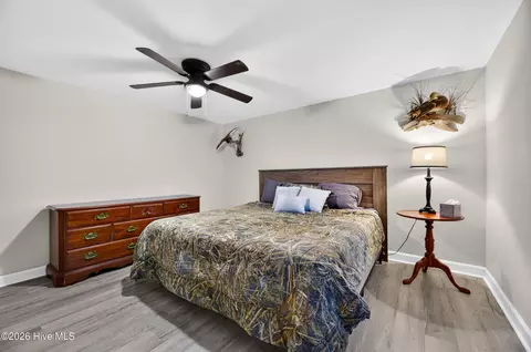 Bedroom - 3642 Nc-102, Ayden, NC 28513 photo 2 of 4