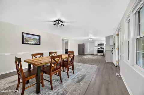 Dining - 3642 Nc-102, Ayden, NC 28513 photo 4 of 4