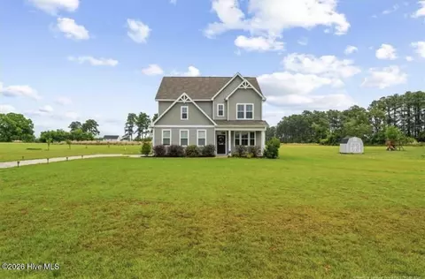 158 Rocking Horse Ln, Raeford, NC 28376