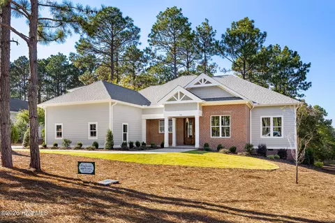 Exterior - 26 Kilbride Dr, Pinehurst, NC 28374 photo 9 of 10