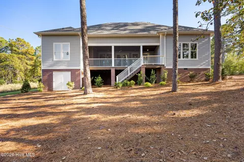 Exterior - 26 Kilbride Dr, Pinehurst, NC 28374 photo 8 of 10