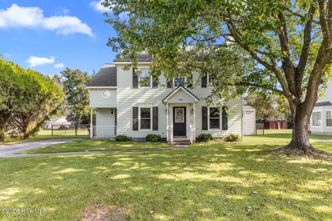 405 Wolf Run Dr, Jacksonville, NC 28546