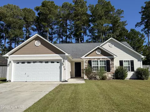 713 Savannah Dr, Jacksonville, NC 28546