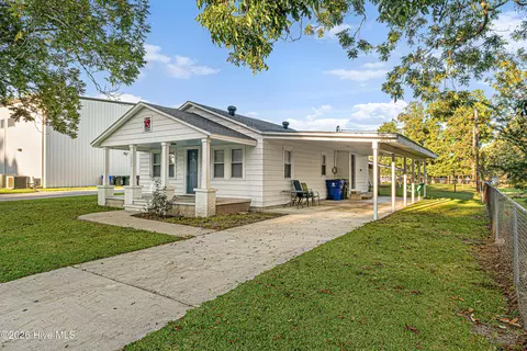 3386 E Railroad Blvd, Newport, NC 28570