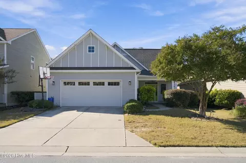6044 Chancellorsville Dr, Wilmington, NC 28409