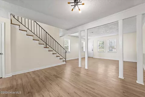 Living - 307 Telfair St, Augusta, GA 30901 photo 1 of 2