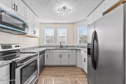 Kitchen - 307 Telfair St, Augusta, GA 30901 photo 1 of 1
