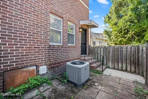 Exterior - 307 Telfair St, Augusta, GA 30901 photo 2 of 2