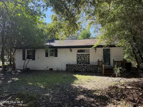 4022 Wilshire Blvd, Wilmington, NC 28403