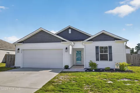 8339 E Highcroft Dr NE, Leland, NC 28451