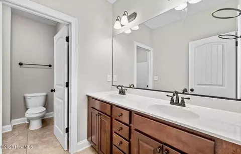 Bath - 208 Asa Way, Evans, GA 30809 photo 1 of 2