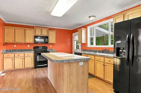 Kitchen - 101 Modoc Trl, Edenton, NC 27932 photo 1 of 4