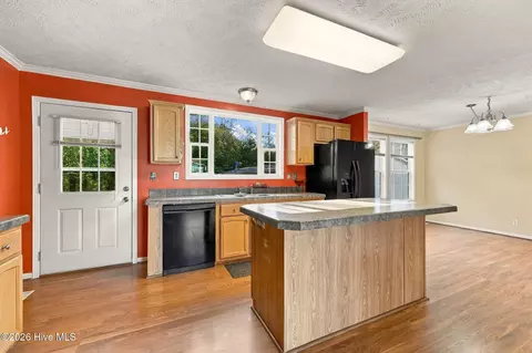 Kitchen - 101 Modoc Trl, Edenton, NC 27932 photo 2 of 4