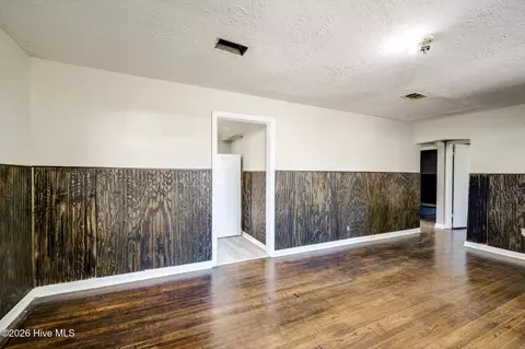 Living - 2034 Dunham Cir, Augusta, GA 30906 photo 4 of 4
