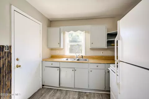 Kitchen - 2034 Dunham Cir, Augusta, GA 30906 photo 1 of 3