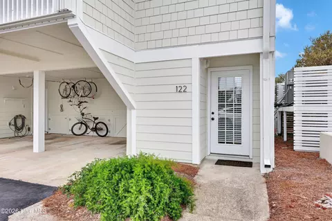 122 Driftwood Ct, Wrightsville Beach, NC 28480