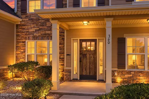 Exterior - 360 Bella Rose Dr, Evans, GA 30809 photo 2 of 13