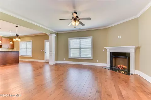 Living - 360 Bella Rose Dr, Evans, GA 30809 photo 2 of 10