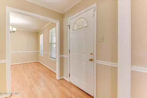 Entry Way - 322 Lamplighter Ln, Martinez, GA 30907 photo 1 of 4