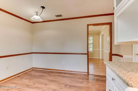 Dining - 322 Lamplighter Ln, Martinez, GA 30907 photo 2 of 3