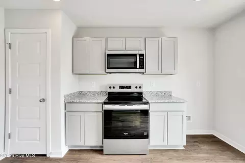 Kitchen - 1273 Skystone Loop NE #LOT 19, Supply, NC 28462 photo 5 of 5