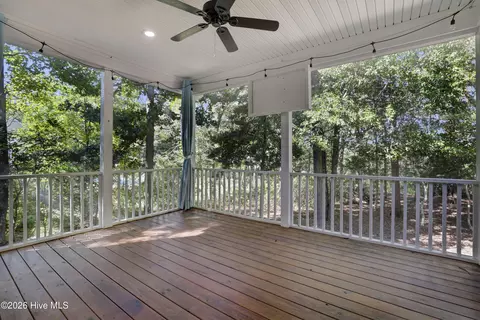 Exterior - 115 Canvasback Pt, Hampstead, NC 28443 photo 2 of 7