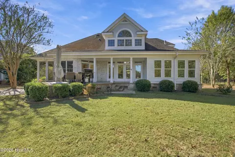 Exterior - 311 Red Fox Run Dr, Wallace, NC 28466 photo 9 of 11