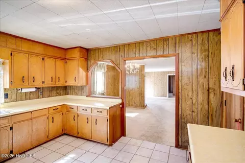 Kitchen - 3042 Dent St, Augusta, GA 30906 photo 2 of 3