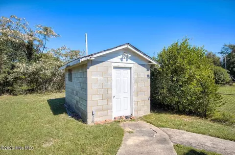 Exterior - 3042 Dent St, Augusta, GA 30906 photo 6 of 8