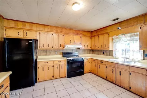 Kitchen - 3042 Dent St, Augusta, GA 30906 photo 1 of 3