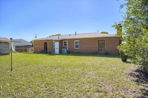 Exterior - 3042 Dent St, Augusta, GA 30906 photo 4 of 8