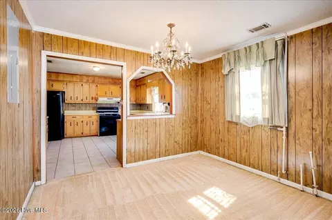 Dining - 3042 Dent St, Augusta, GA 30906 photo 1 of 1
