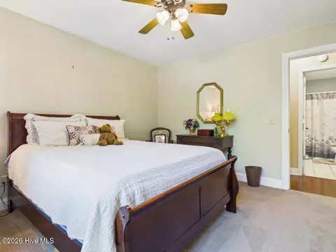Bedroom - 654 Ford Rd, Warne, NC 28909 photo 3 of 4