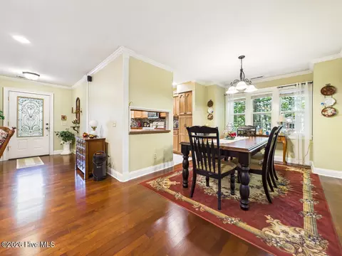 Dining - 654 Ford Rd, Warne, NC 28909 photo 1 of 2