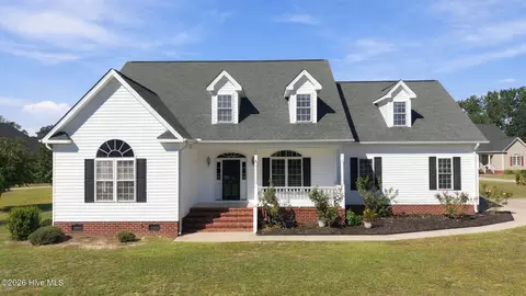 100 Faith Leeann Cir, La Grange, NC 28551