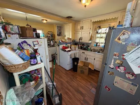 205 Rollins Ave, Hamlet, NC 28345 photo 11