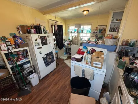 205 Rollins Ave, Hamlet, NC 28345 photo 12