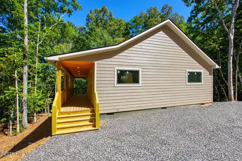 Exterior - 80 Glennwood Ests Dr, Murphy, NC 28906 photo 8 of 10
