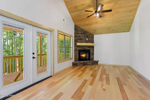 Living - 80 Glennwood Ests Dr, Murphy, NC 28906 photo 1 of 5